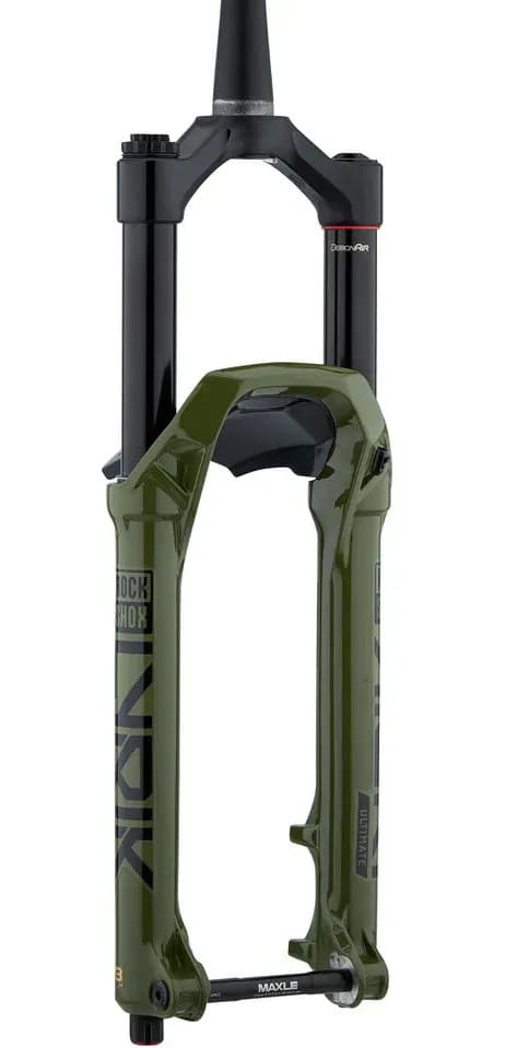 Вилка RockShox Lyrik Ultimate Charger 3 RC2 - Crown 27.5" Boost™ 15x110 140mm Green Alum Str Tpr 44offset DebonAir+ (includes Bolt On Fender,2 Btm Tokens, Star nut & Maxle Stealth) D1