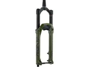 Вилка RockShox Lyrik Ultimate Charger 3 RC2 - Crown 27.5" Boost™ 15x110 150mm Gloss Black Alum Str Tpr 44offset DebonAir+ (includes Bolt On Fender,2 Btm Tokens, Star nut & Maxle Stealth) D1