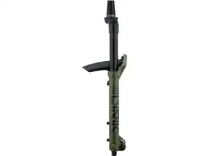 Вилка RockShox Lyrik Ultimate Charger 3 RC2 - Crown 27.5" Boost™ 15x110 150mm Gloss Black Alum Str Tpr 44offset DebonAir+ (includes Bolt On Fender,2 Btm Tokens, Star nut & Maxle Stealth) D1