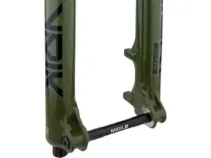 Вилка RockShox Lyrik Ultimate Charger 3 RC2 - Crown 27.5" Boost™ 15x110 150mm Gloss Black Alum Str Tpr 44offset DebonAir+ (includes Bolt On Fender,2 Btm Tokens, Star nut & Maxle Stealth) D1