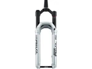 Вилка RockShox Pike Ultimate Charger 3 RC2 - Crown 27.5" Boost™ 15x110 140mm Silver Alum Str Tpr 44offset DebonAir+ (includes Bolt On Fender,2 Btm Tokens, Star nut & Maxle Stealth) C1