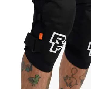 Захист коліна RACE FACE Ambush Knee Stealth S