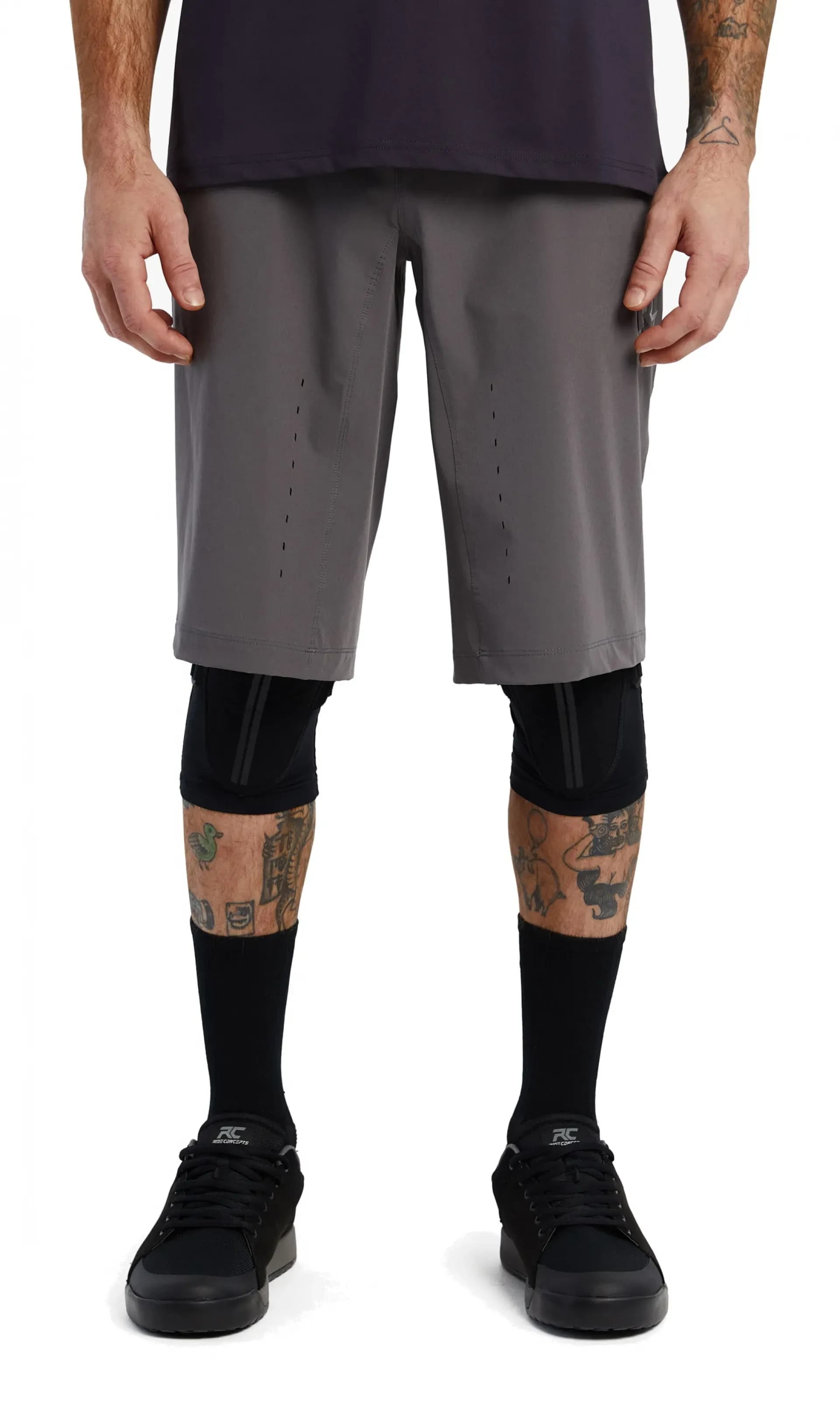 Велошорти RACE FACE Traverse Shorts Charcoal M