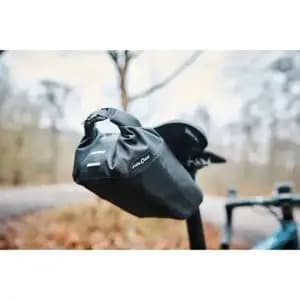 Підсідельна сумка з кріпленням на раму FIDLOCK PIN CLIP saddle bag M (SET), чорний