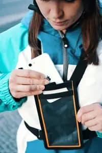 Гермосумка на груди FIDLOCK chest bag magnet, прозорий / помаранчевий / чорний