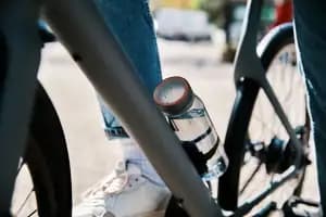 Фляга з конектором та базою FIDLOCK TWIST bottle 700мл., прозорий / чорний