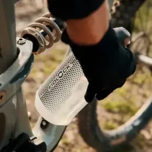 Фляга з конектором та базою FIDLOCK TWIST bottle 750мл., прозорий / білий