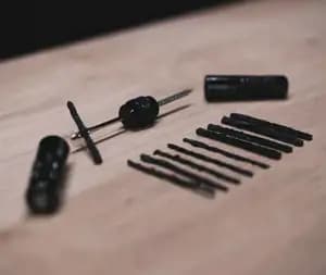 Ремонтний набір для безкамерок HUTCHINSON TIRE REPAIR PLUG