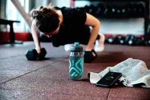 Антибактеріальна фляга FIDLOCK BOTTLE 600мл., прозорий / чорний / сірий
