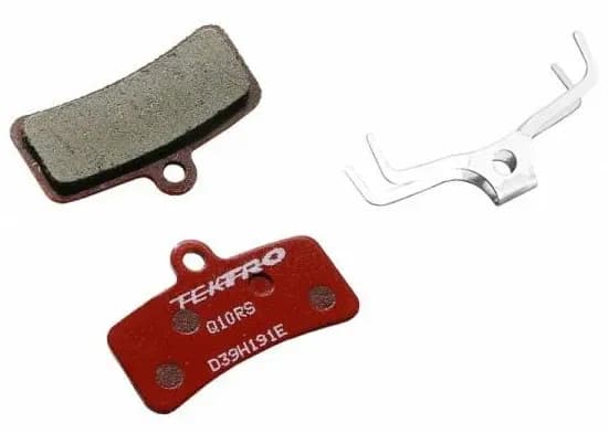 Q10RS Тормозные колодки органика под 4 поршня, красные, пара