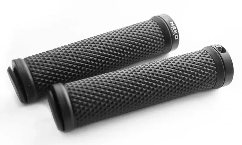 Гріпси NEKO NKG-3011 з одним замком 129мм чорні