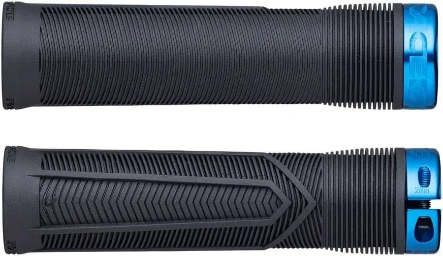 Гріпси RACE FACE CHESTER,31MM,BLACK,BLUE