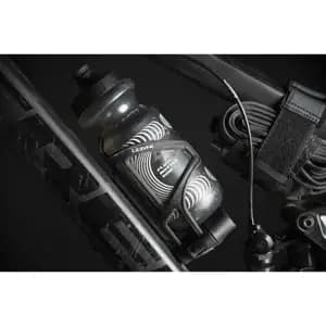Фляготримач LEZYNE TUBELESS FLOW STORAGE LOADED з мультитулом V PRO 17 головкою СО2 та 2X20г балони СО2 Чорний Y14