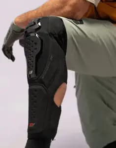 Наколінники LEATT 6.0 EVO EXT Knee Guard [Black], Medium