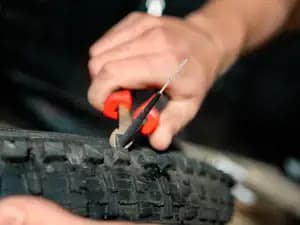 Рем. комплект для безкамерок LEZYNE TUBELESS PRO PLUGS Чорний Y17