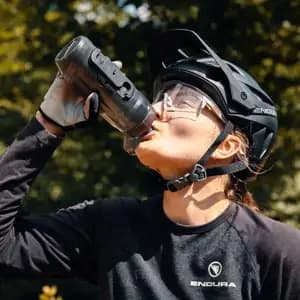 Фляга з конектором та базою FIDLOCK TWIST bottle 590мл., прозорий / чорний