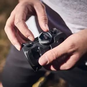 Універсальний конектор під будь яку флягу/пляшку FIDLOCK TWIST uni connector, чорний