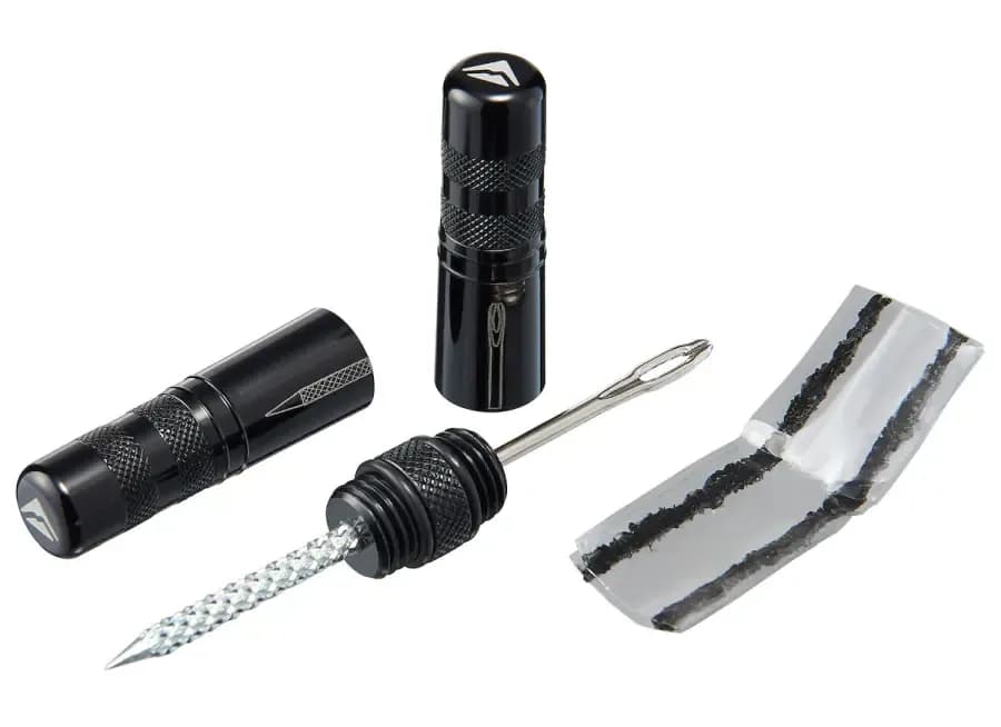 Набір для ремонту безкамерки MERIDA 4 self-vulcanizing plugs, insertion tool and driller