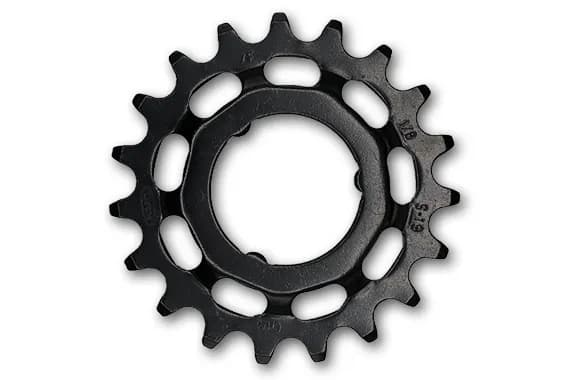Зірка задня KMC Shimano Wide 19T чорна 1/8"