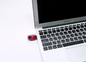 Світло заднє INFINI MINI LAVA 4 ф-ції, чорний USB