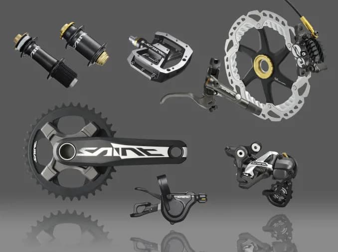 Перемикач задній Shimano RD-M820-SS SAINT SHADOW+, 10-швидк, для DH, короткий важіль