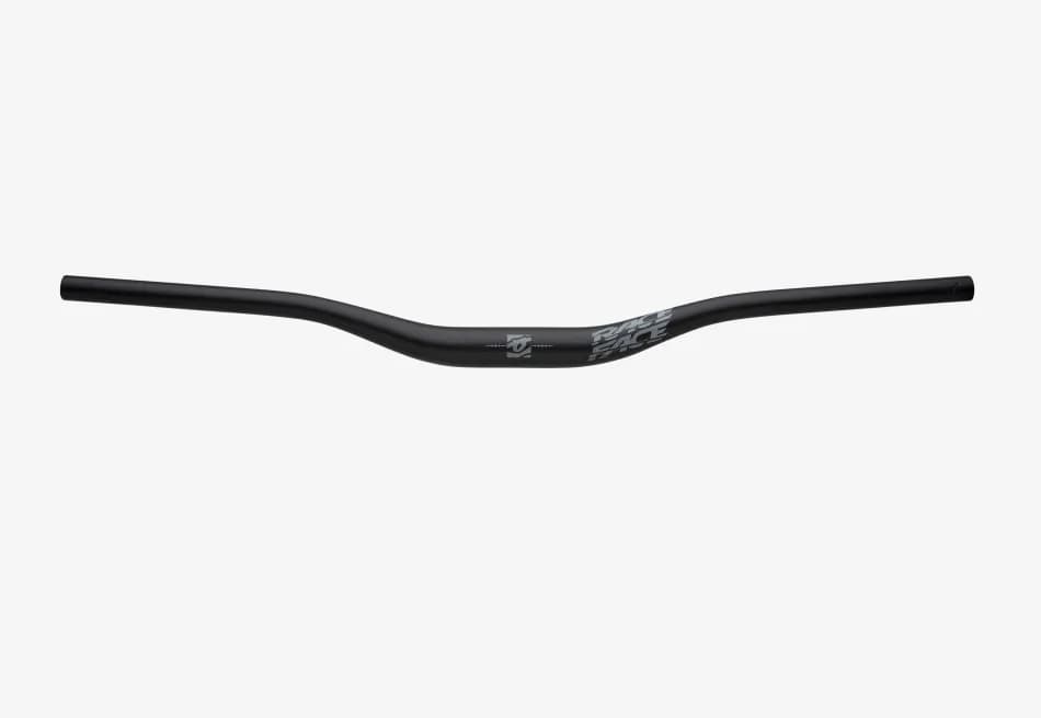Руль RACE FACE CHESTER, 35X780, 35MM RISER Черный